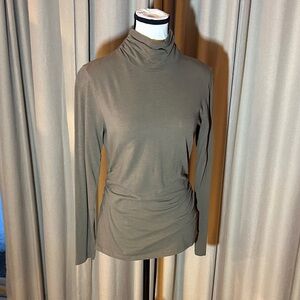 Kenneth Cole Reaction Elegant Olive Brown Turtleneck Top
